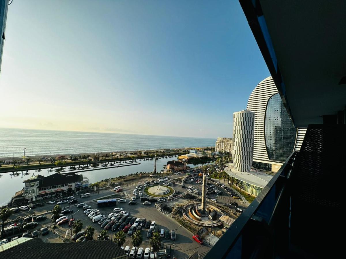 Downtown Centre In Batumi Aparthotel Orbi City In Batumi Kültér fotó