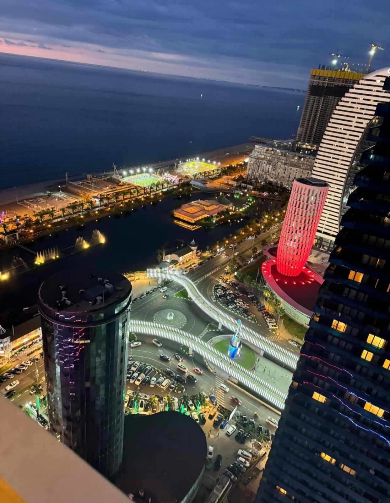Downtown Centre In Batumi Aparthotel Orbi City In Batumi Kültér fotó