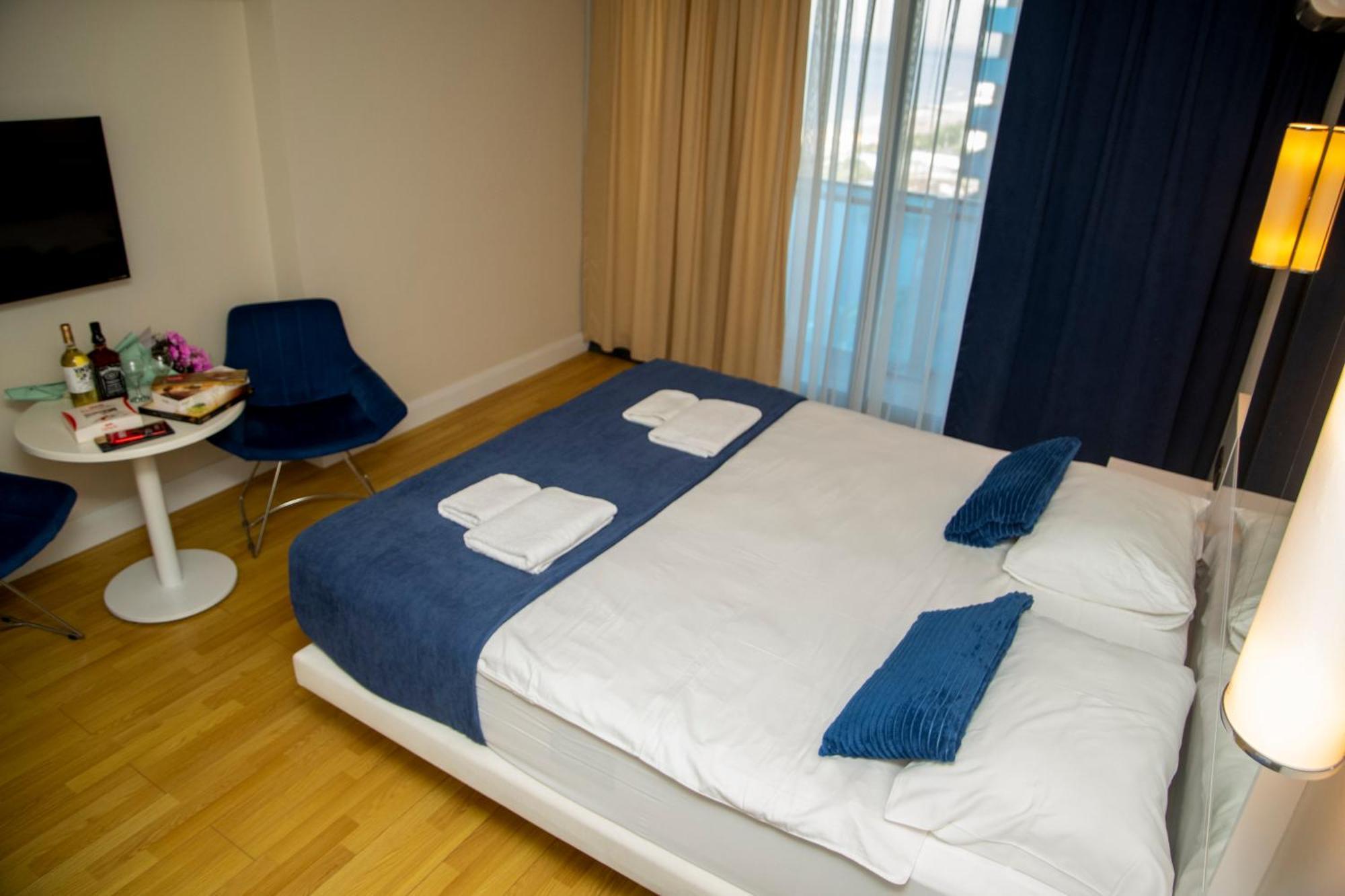 Downtown Centre In Batumi Aparthotel Orbi City In Batumi Kültér fotó