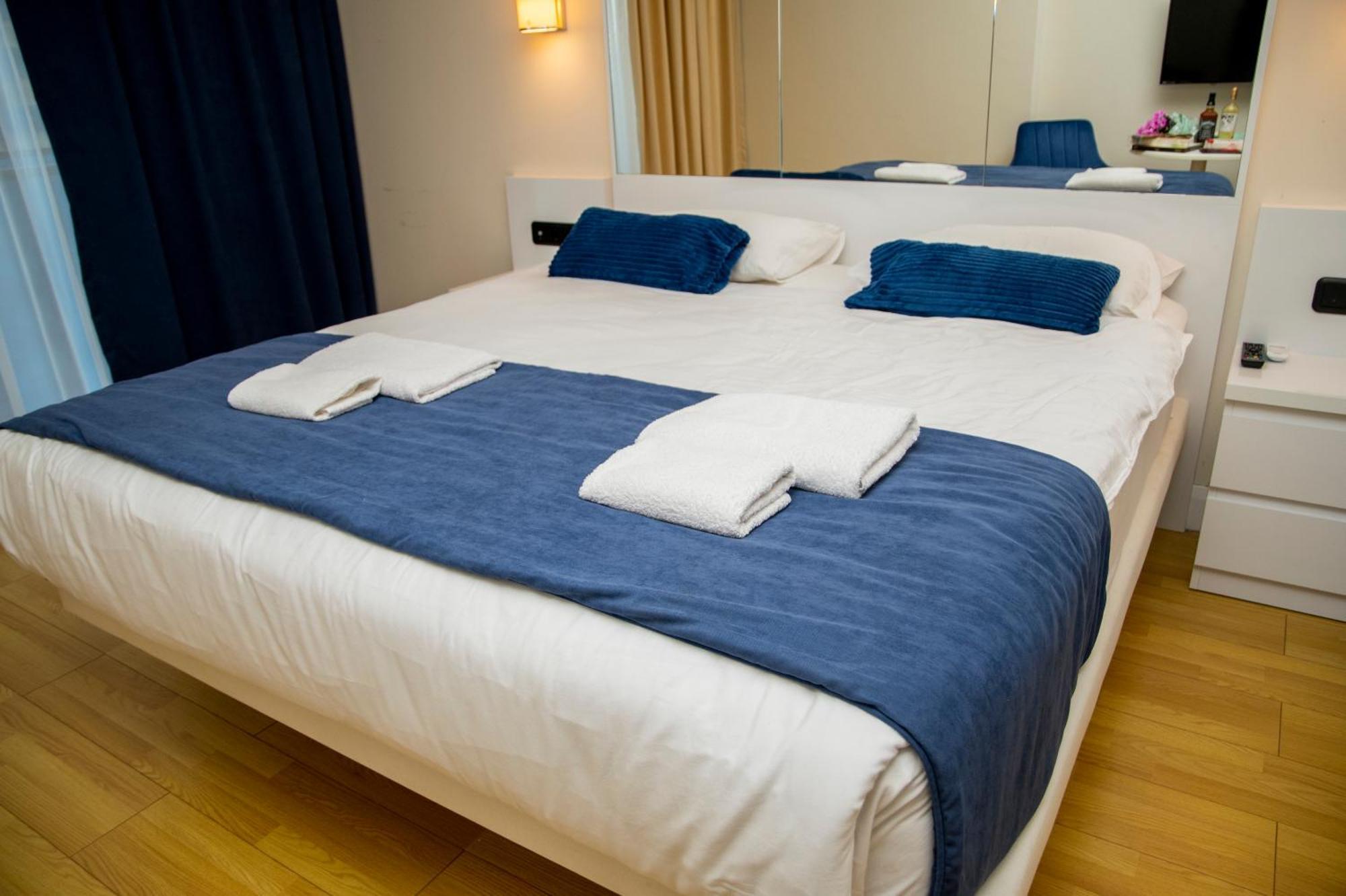 Downtown Centre In Batumi Aparthotel Orbi City In Batumi Kültér fotó