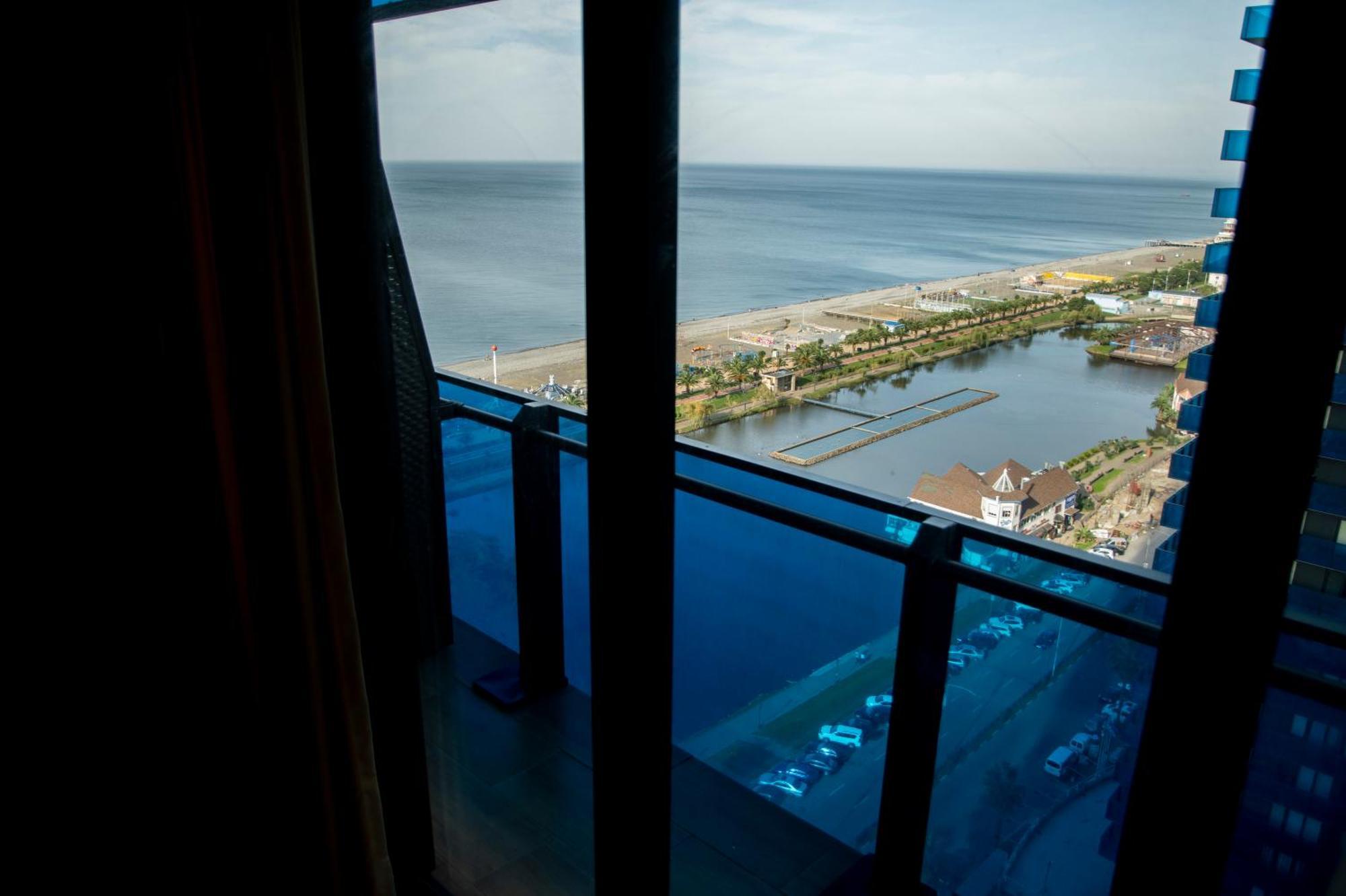 Downtown Centre In Batumi Aparthotel Orbi City In Batumi Kültér fotó
